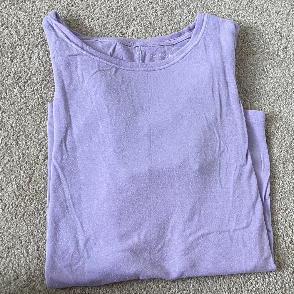 American Eagle Outfitters Lavender Short Sleeve Tee